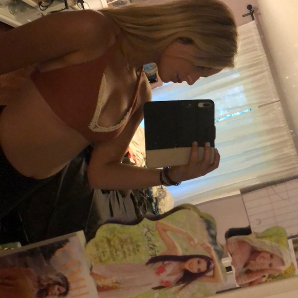 Tilly’s crochet detailed bikini top - Picture 3 of 3